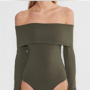 Aritzia Contour Deco Bodysuit